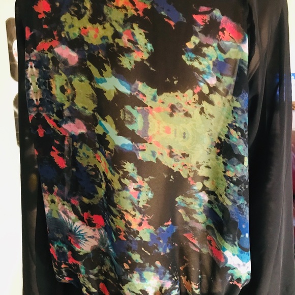 Bright Floral Print and Black Sheer Light Jacket - Picture 5 of 7